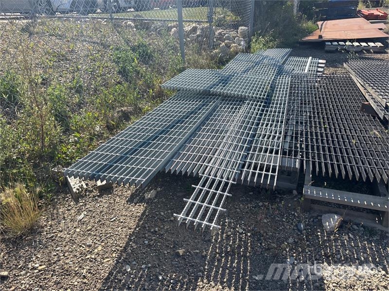 Quantity of Steel Grating Drugi deli