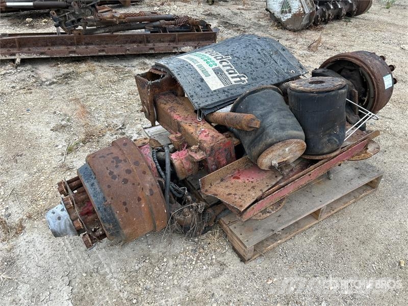 Quantity of Steerable Lift Axle Axles