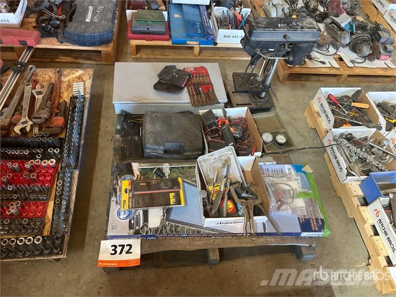 Quantity of Sun Force Battery Charger Kit, Digital Egyéb alkatrészek