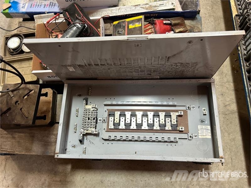 Quantity of Sun Force Battery Charger Kit, Digital 其他組件
