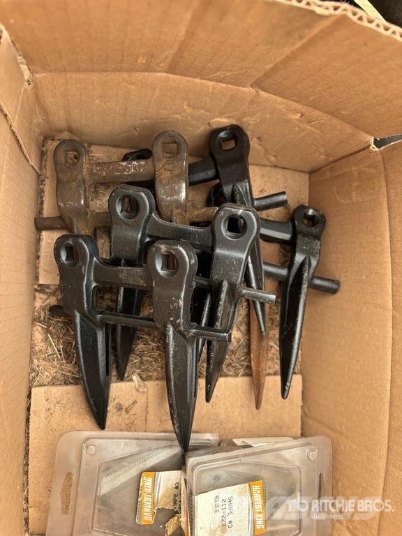 Quantity of Swather Parts - Fits Hesston Swather Kiti naudoti statybos komponentai