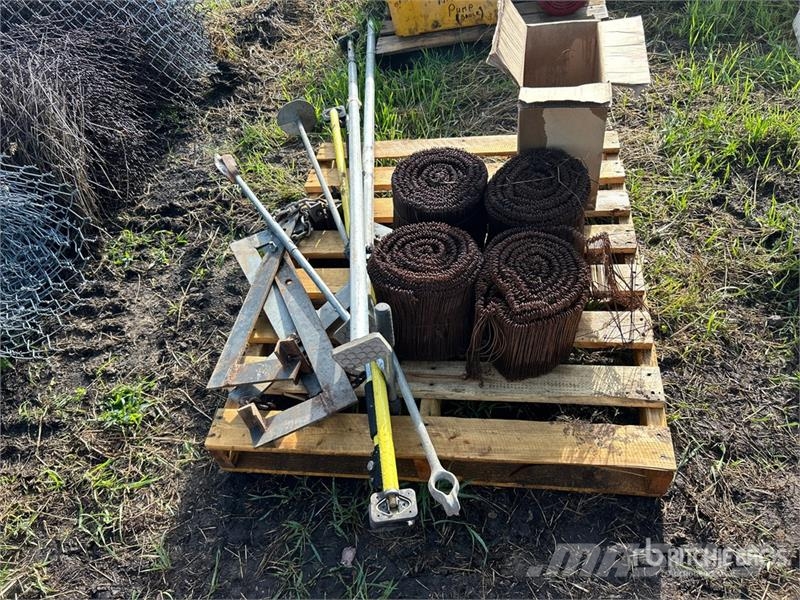 Quantity of Tie Wire Coils, Metal Stands & Hand To Ďalšie komponenty