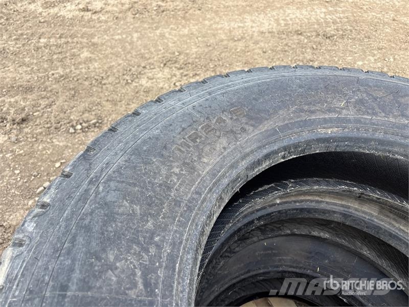  Quantity of Tires الإطارات والعجلات والحافات