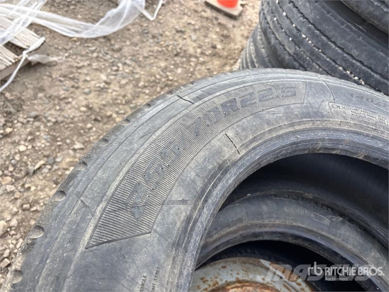  Quantity of Tires الإطارات والعجلات والحافات