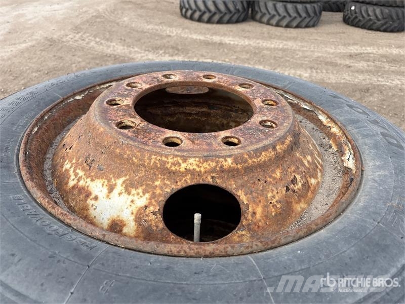  Quantity of Tires الإطارات والعجلات والحافات