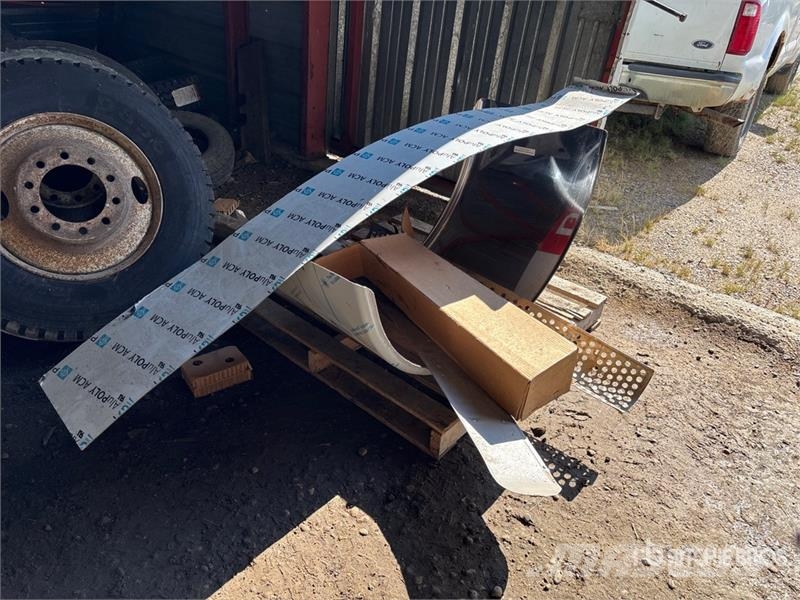 Quantity of Truck Body Parts Коммерческий транспорт - Другие