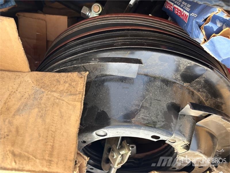 Quantity of Truck & Trailer Brake Parts Drugi deli