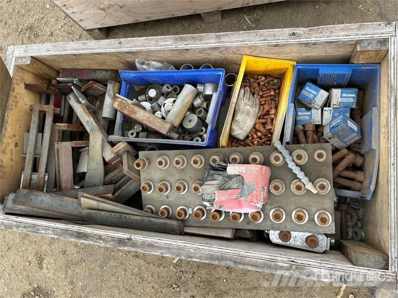 Quantity of Tube Sheet Clamps Būvniecība- Citi
