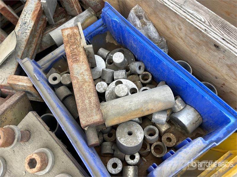 Quantity of Tube Sheet Clamps Būvniecība- Citi
