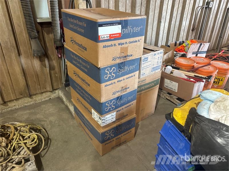 Quantity of Unused Hand Towels Absorbent (Unused) Drugi deli