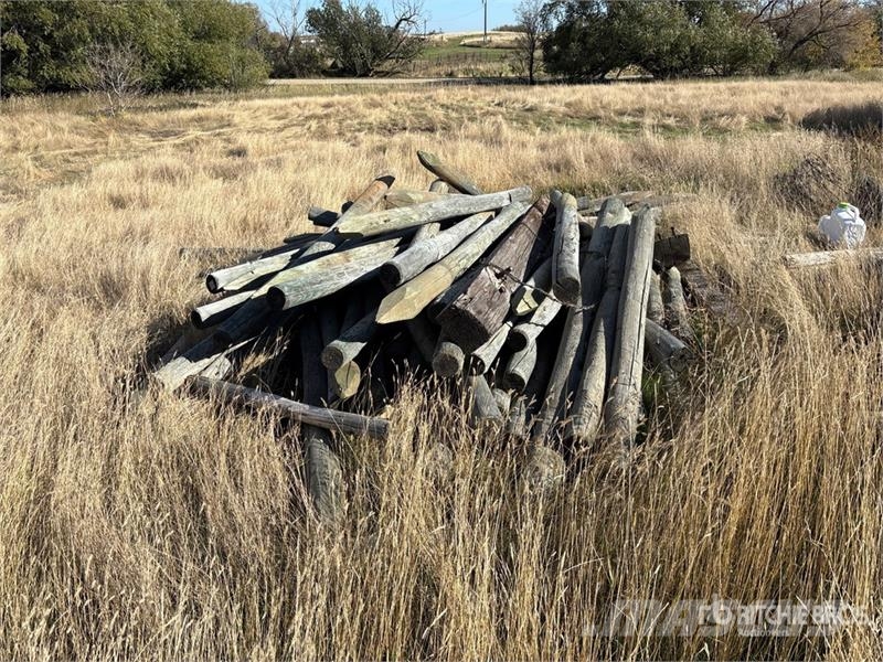Quantity of Used Fence Post Ostale poljoprivredne mašine