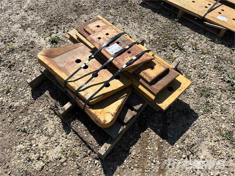 Quantity of Various Lengths and Styles Cutting Edg Transportes - Outros