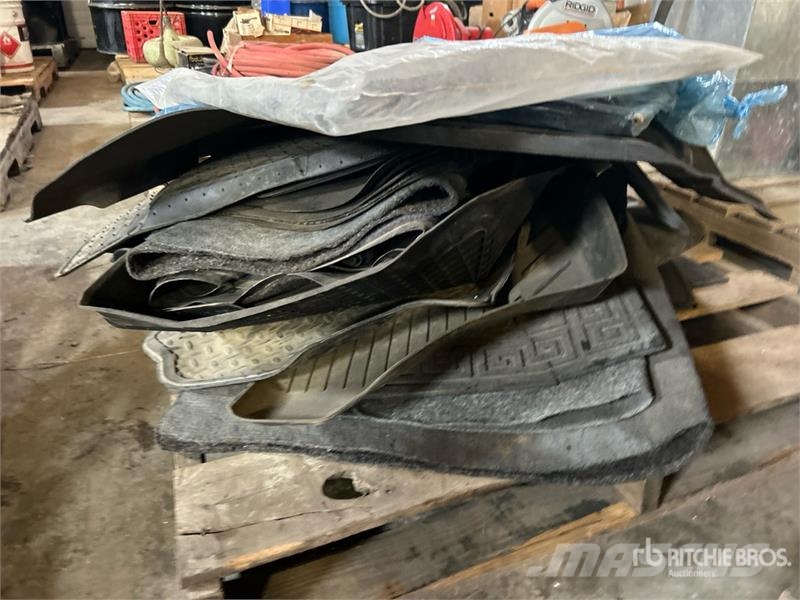  Quantity of Vehicle Mats Other components