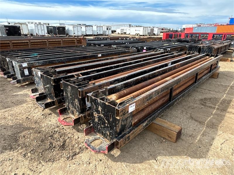  Quantity of Vermeer 100/140 15 Ft FS2 Drill Pipe Ďalšie komponenty