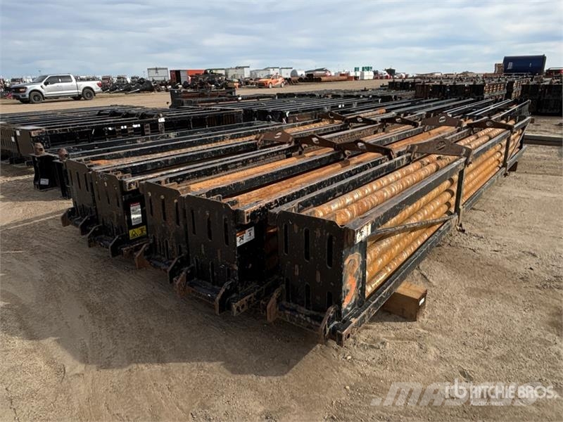  Quantity of Vermeer 100/140 20 Ft FS1000 Drill Pip Ďalšie komponenty