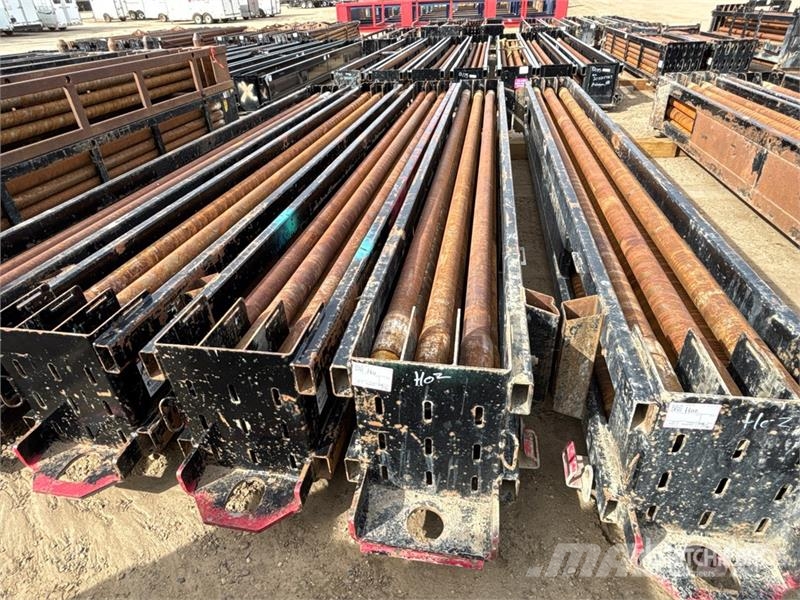 Quantity of Vermeer 100/140 15 Ft FS2 Drill Pipe Ďalšie komponenty