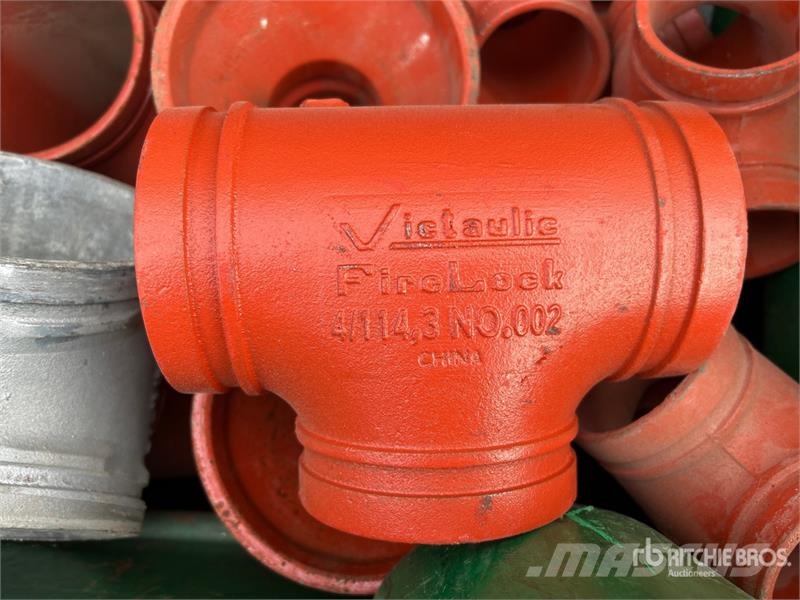  Quantity of Victaulic Miscellaneous Pipe Parts (Un معدات البناء - غير ذلك
