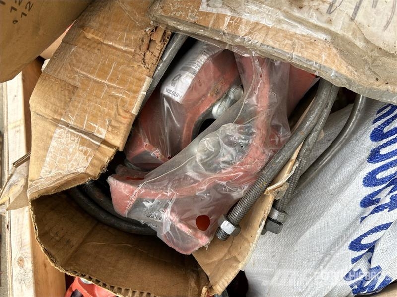  Quantity of Victaulic Miscellaneous Pipe Parts (Un معدات البناء - غير ذلك