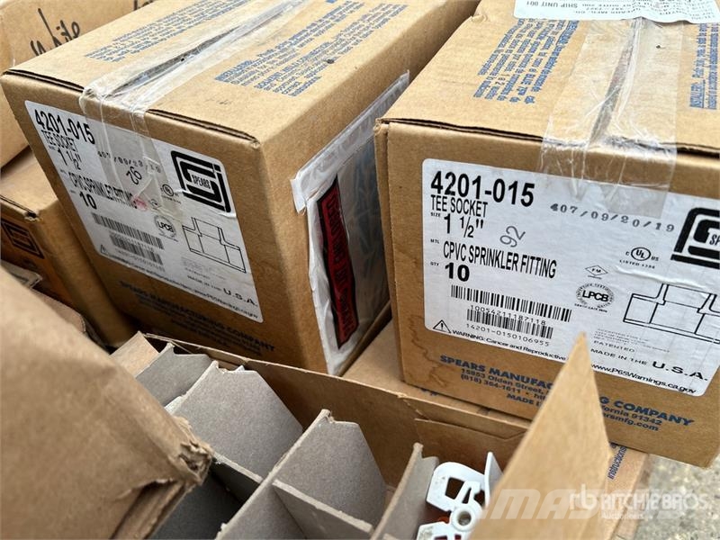  Quantity of Victaulic Miscellaneous Pipe Parts (Un معدات البناء - غير ذلك