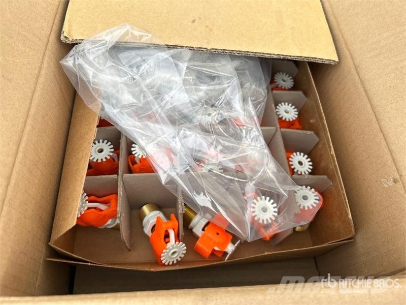  Quantity of Victaulic Miscellaneous Pipe Parts (Un معدات البناء - غير ذلك