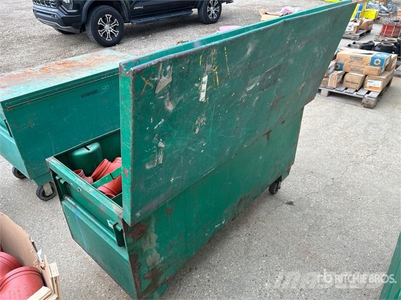  Quantity of Victaulic Miscellaneous Pipe Parts (Un معدات البناء - غير ذلك