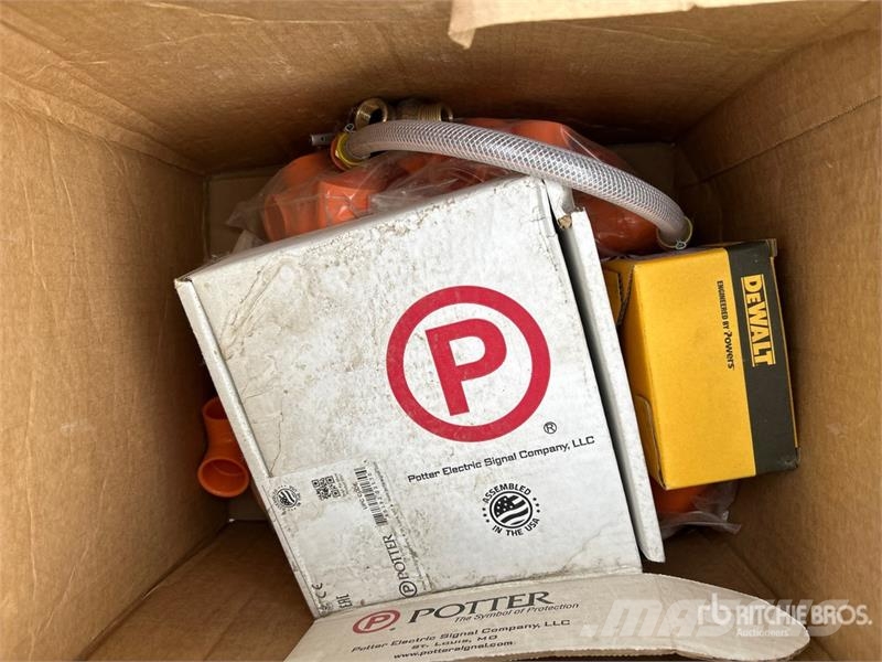  Quantity of Victaulic Miscellaneous Pipe Parts (Un معدات البناء - غير ذلك