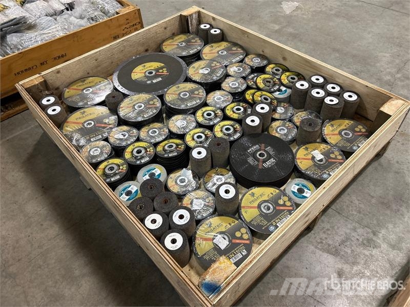  Quantity of Welders Grinding Disks (Unused) ماكينات زراعية - غير ذلك
