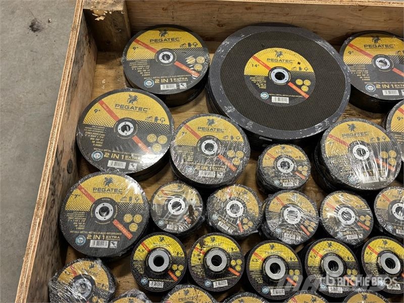 Quantity of Welders Grinding Disks (Unused) مكونات أخرى