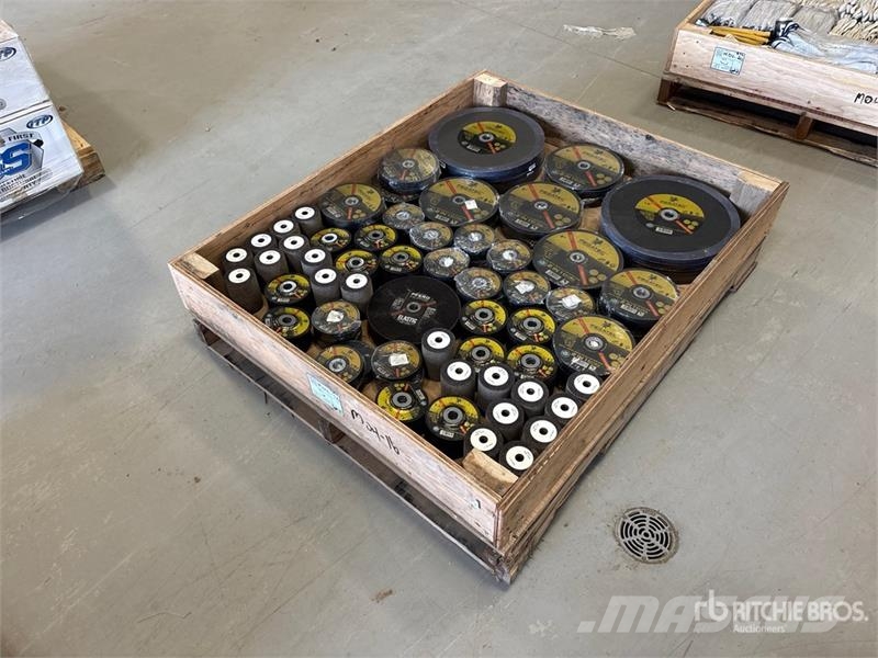 Quantity of Welders Grinding Disks (Unused) Sonstige Landmaschinen