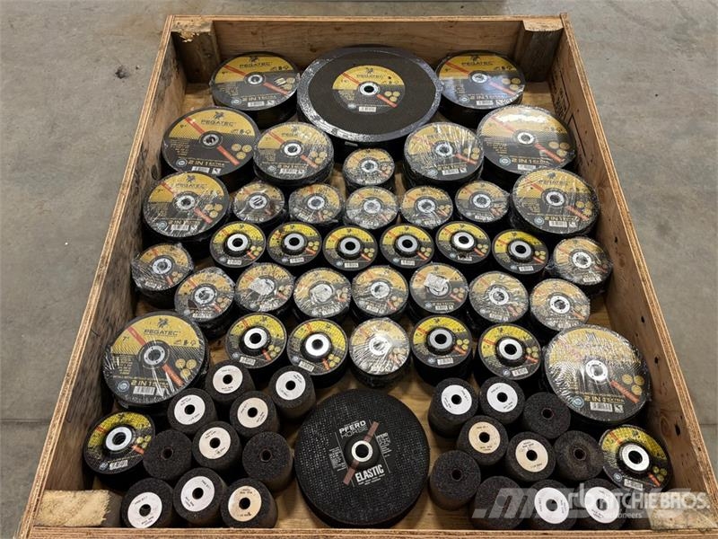 Quantity of Welders Grinding Disks (Unused) مكونات أخرى