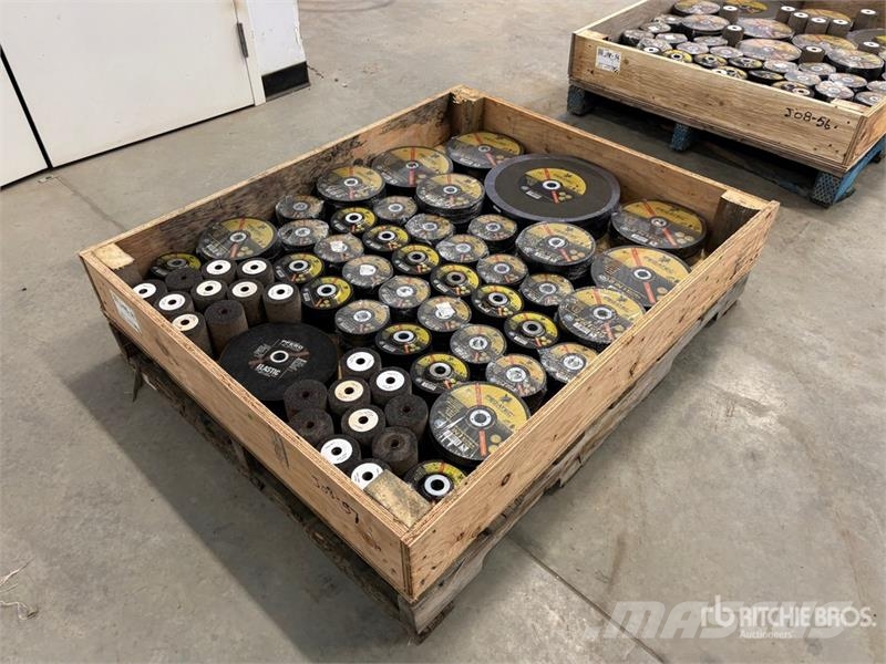 Quantity of Welders Grinding Disks (Unused) مكونات أخرى