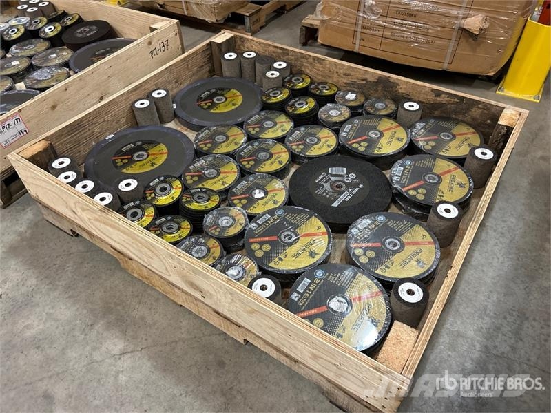  Quantity of Welders Grinding Disks (Unused) ماكينات زراعية - غير ذلك