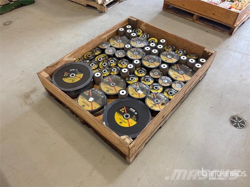 Quantity of Welders Grinding Disks (Unused) Sonstige Landmaschinen
