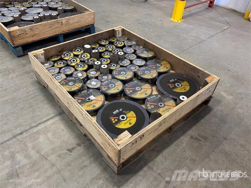  Quantity of Welders Grinding Disks (Unused) Ostale komponente za građevinarstvo