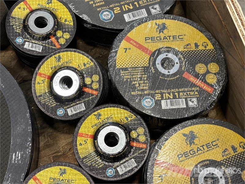 Quantity of Welders Grinding Disks (Unused) مكونات أخرى