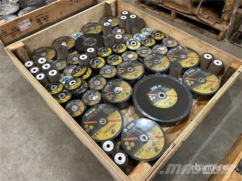  Quantity of Welders Grinding Disks (Unused) ماكينات زراعية - غير ذلك