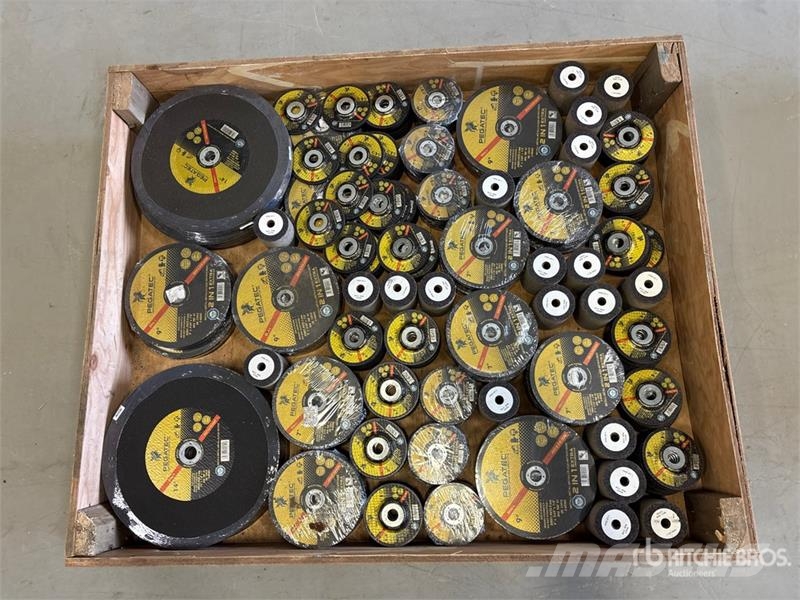 Quantity of Welders Grinding Disks (Unused) Sonstige Landmaschinen