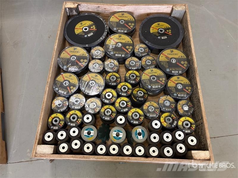 Quantity of Welders Grinding Disks (Unused) Sonstige Landmaschinen