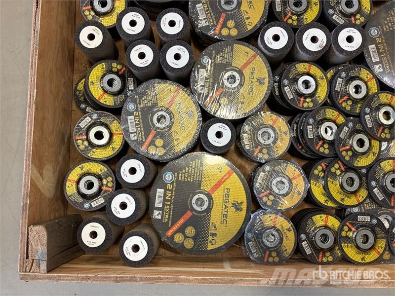 Quantity of Welders Grinding Disks (Unused) Sonstige Landmaschinen