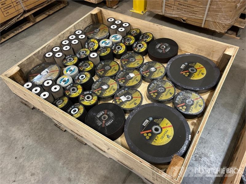  Quantity of Welders Grinding Disks (Unused) ماكينات زراعية - غير ذلك