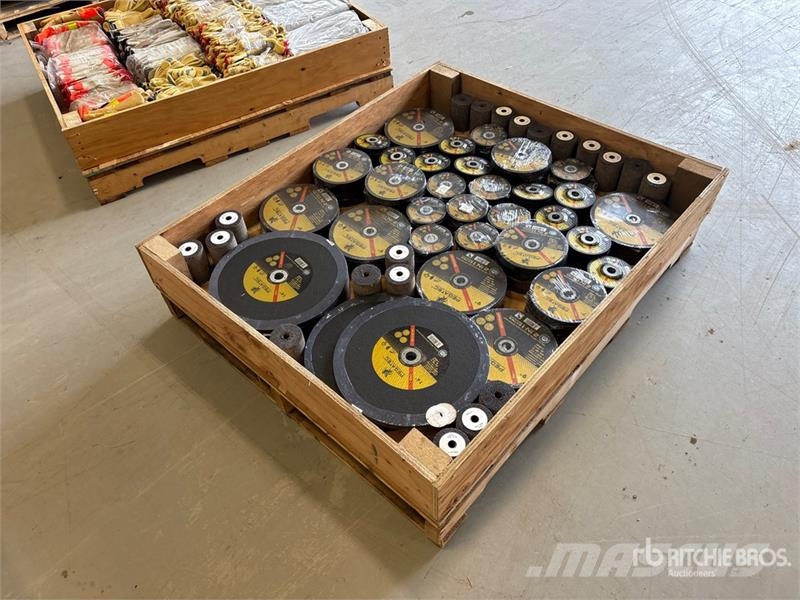 Quantity of Welders Grinding Disks (Unused) Sonstige Landmaschinen