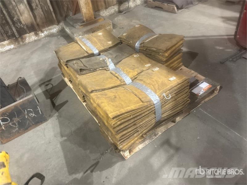  Quantity of Welding Blankets (Unused) Lauksaimniecība- Citi