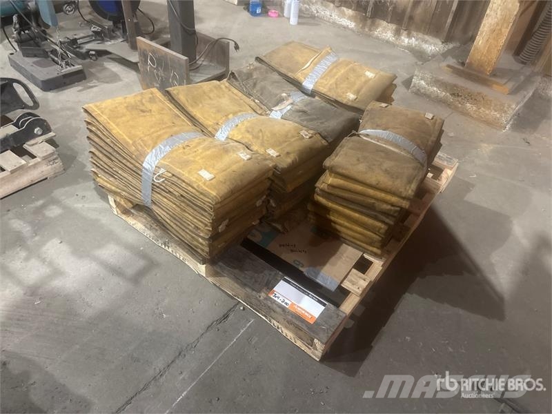  Quantity of Welding Blankets (Unused) Lauksaimniecība- Citi