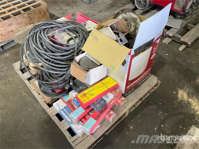 Quantity of Welding Supplies Drugi deli