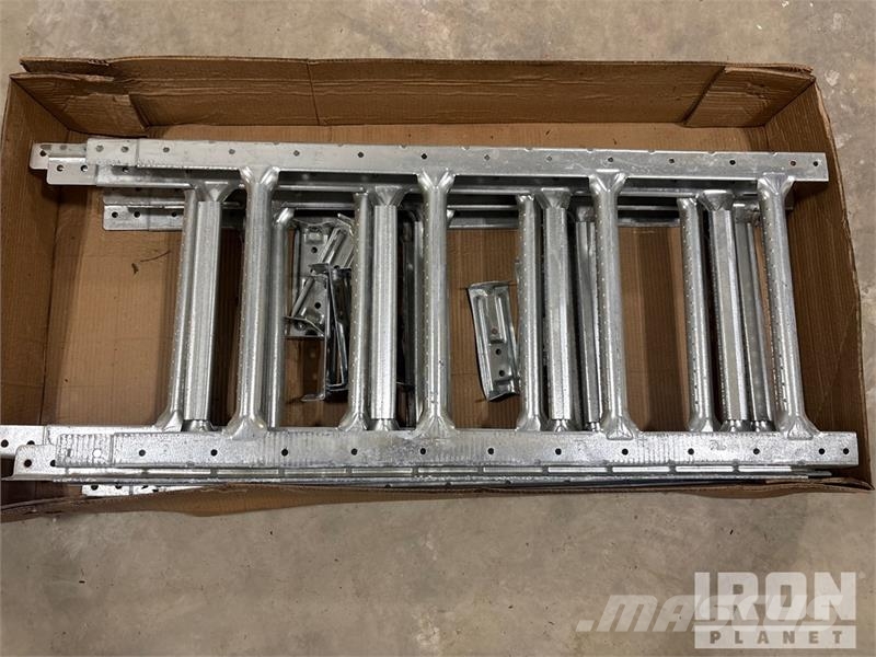 Quantity of Westeel 12' Roof Bin Ladder Ekin işleme ve depolama üniteleri/makineleri - Digerleri