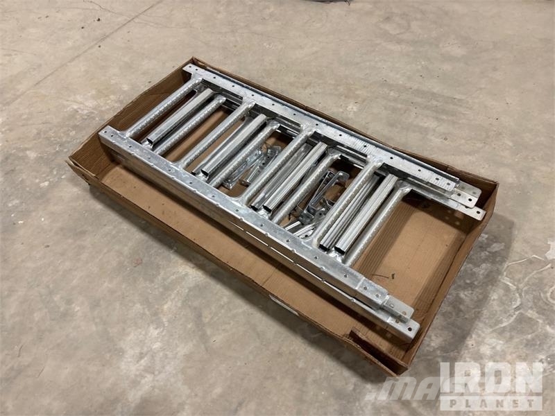 Quantity of Westeel 12' Roof Bin Ladder Ekin işleme ve depolama üniteleri/makineleri - Digerleri