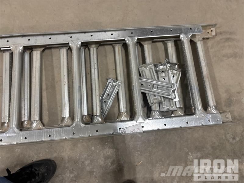 Quantity of Westeel Bin 12' Roof Ladder Ekin işleme ve depolama üniteleri/makineleri - Digerleri