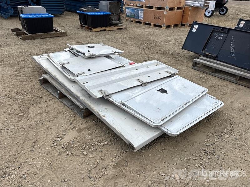 Quantity of Western Service Body Service Body Repl Ostale kargo komponente