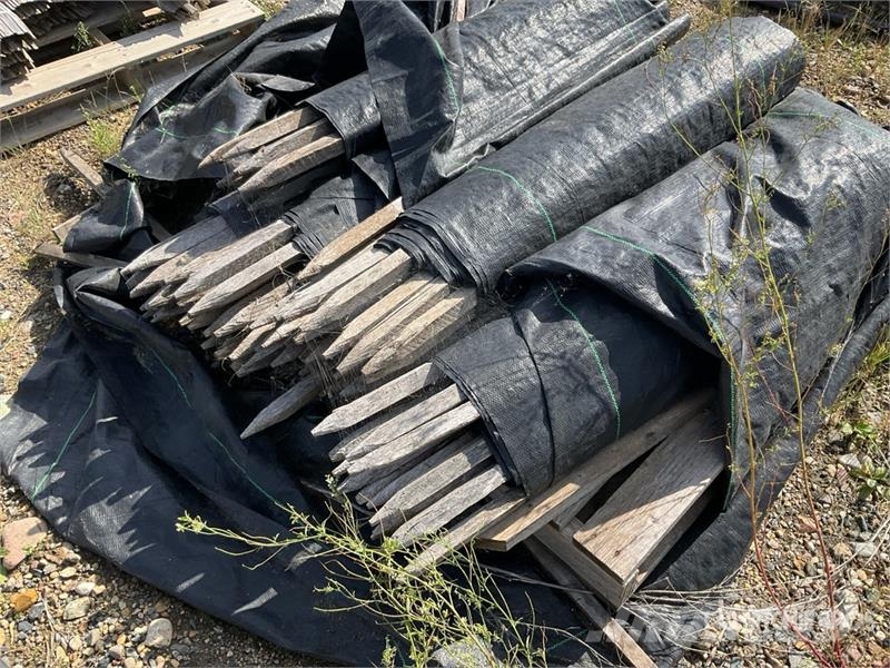 Quantity of Wooden Survey Stakes Ďalšie komponenty