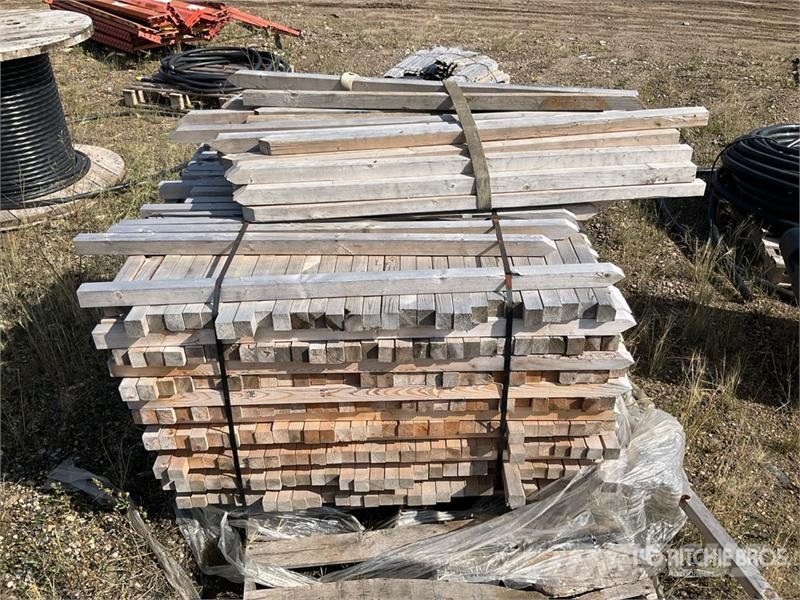 Quantity of Wooden Survey Stakes Ďalšie komponenty